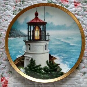 Beautiful plate by the Hamilton collection